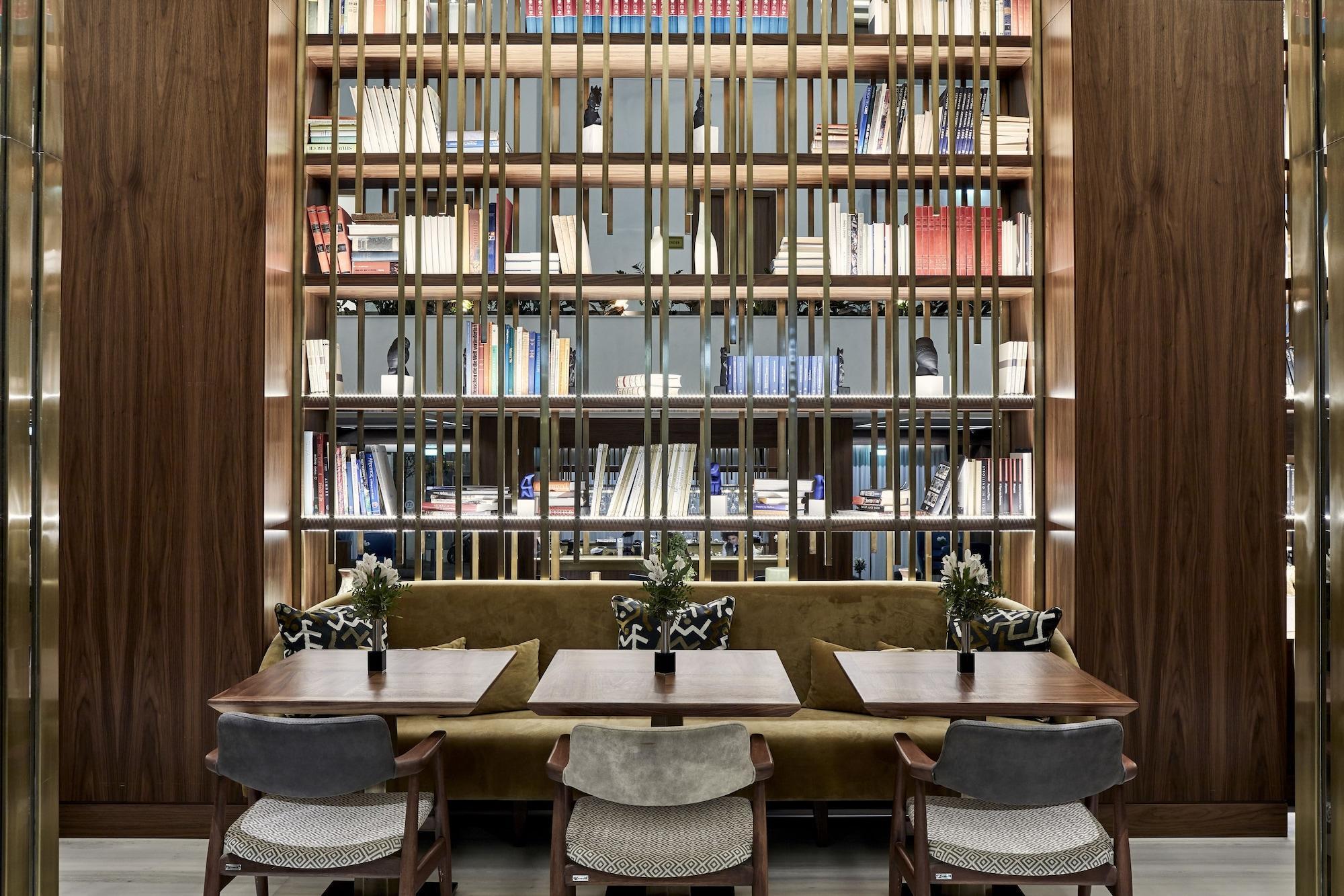 فندق إلكترا متروبوليس أثينا المظهر الخارجي الصورة Library